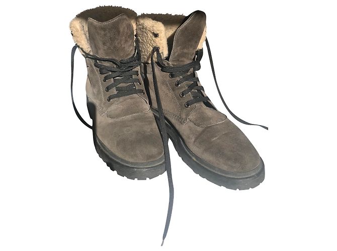 Moncler Patty Leder Stiefeletten Grau