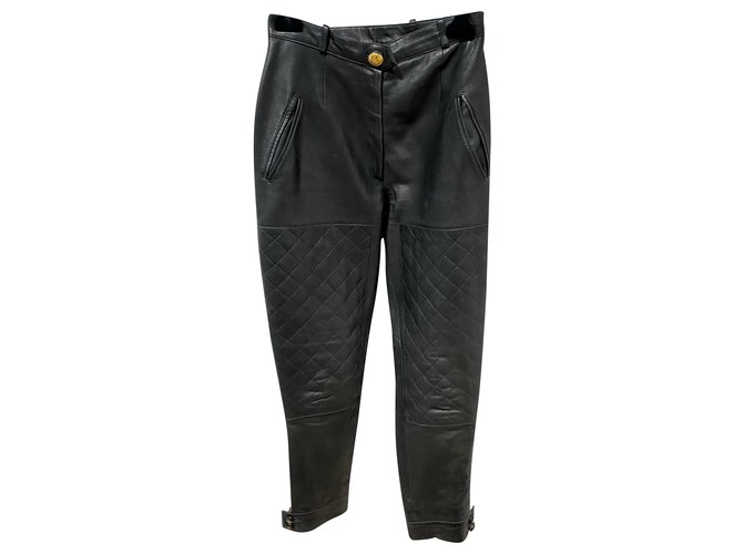Chanel Pantalones, polainas Negro Piel de cordero  ref.202914