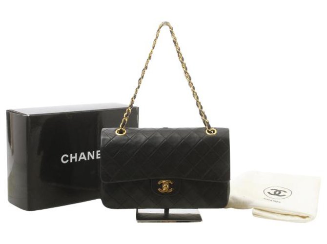 Chanel Timeless Black Leather  ref.203111