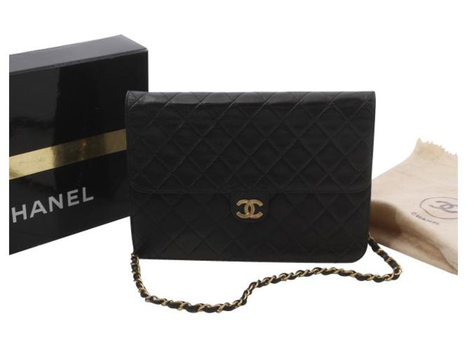 Portafoglio Chanel su catena Nero Pelle  ref.203114