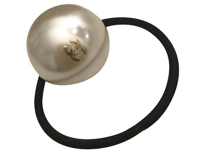 Chanel Haarschmuck Aus weiß