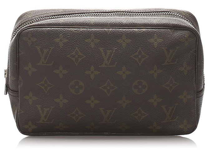 Louis Vuitton Monogram Trousse Toilette 23 M47524 Brown Cloth ref.945931 -  Joli Closet