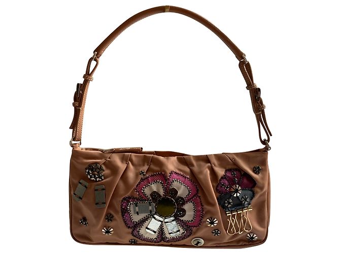 Prada Petit sac en nylon poudre noire