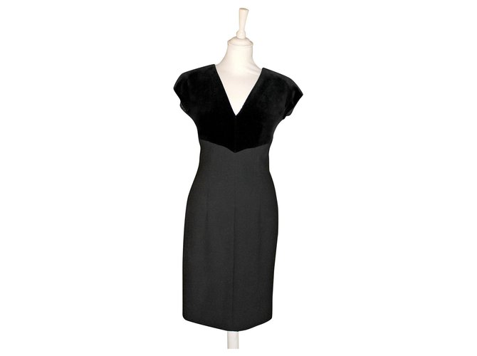 Beautiful Vintage Valentino Boutique Dress Black Velvet Wool  ref.203429