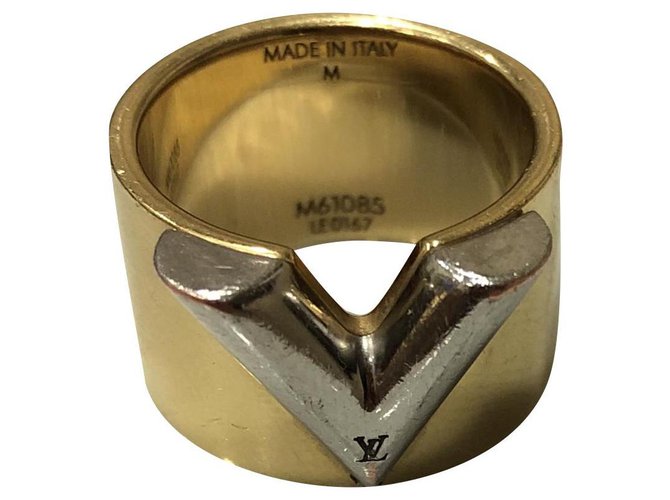 Louis Vuitton Essential V Dourado Metal  ref.203463