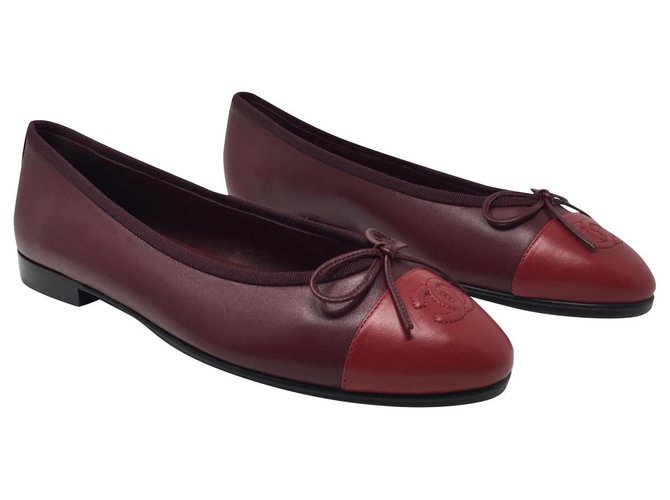 BALLERINES BALLERINE APPARTEMENT CHANEL MARQUE NOUVEAU Cuir Rouge  ref.203813