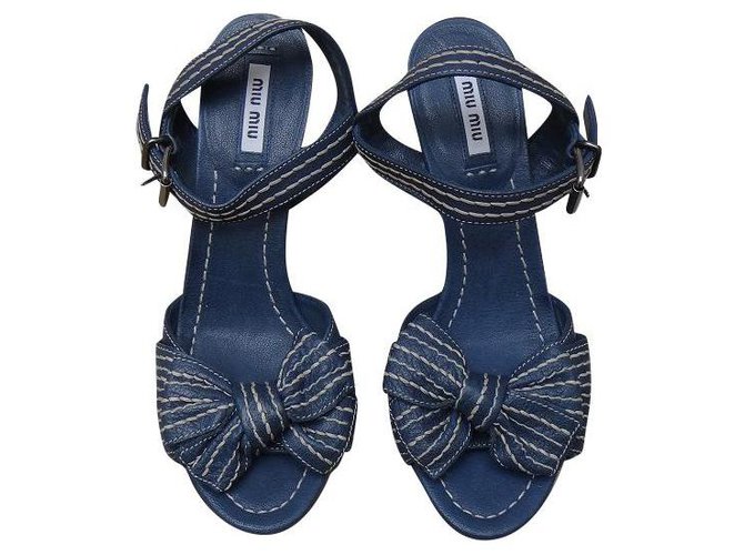 Miu Miu Des sandales Cuir Bleu  ref.203907