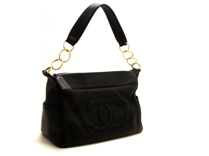 black shoulder bag with gold chain