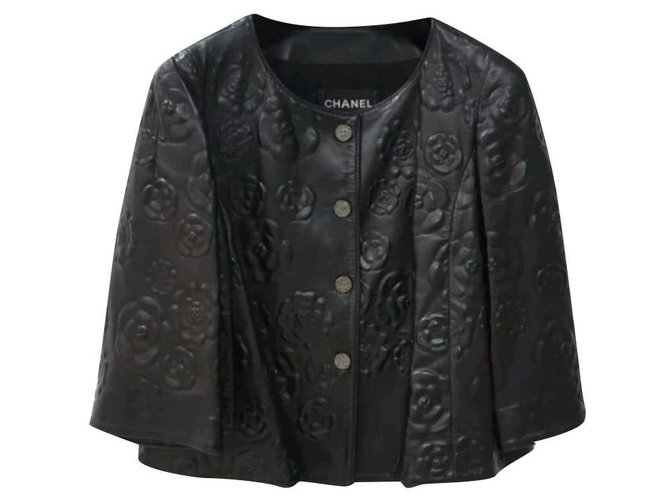 $9675 CHANEL Black Lambskin Camellia CC Logo Buttons Jacket Sz.36 Leather  ref.204147