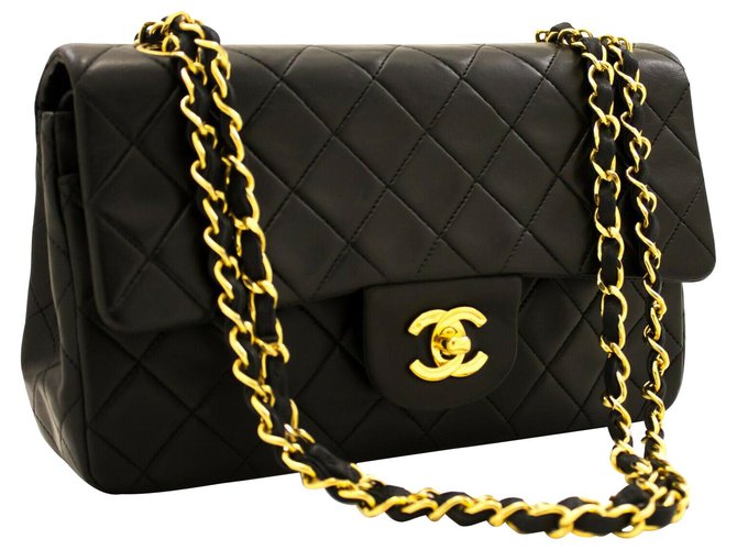 Chanel flap bag Black Leather  ref.204212