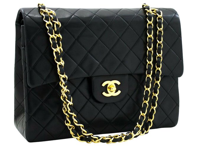 Chanel handbag Black Leather  ref.204221