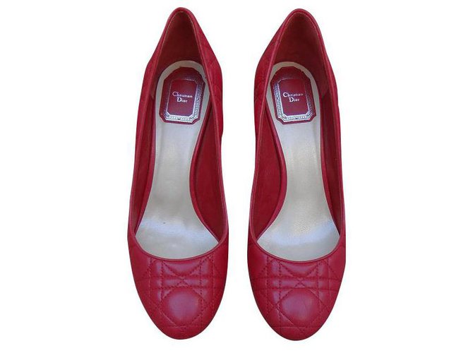 Dior caning Red Leather  ref.204297