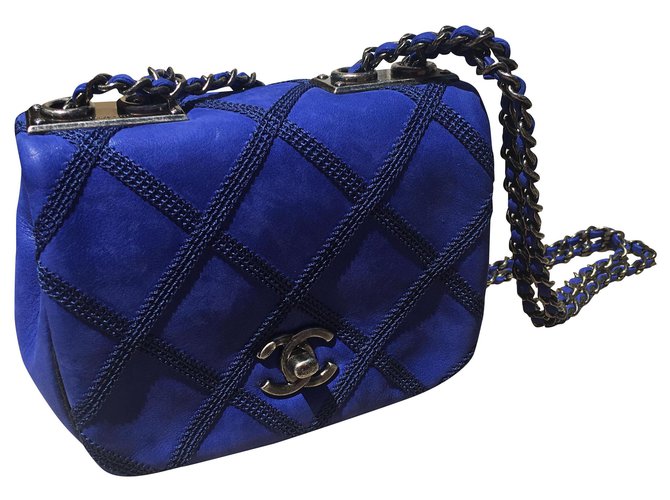 Chanel Handbags Blue Leatherette  ref.204421