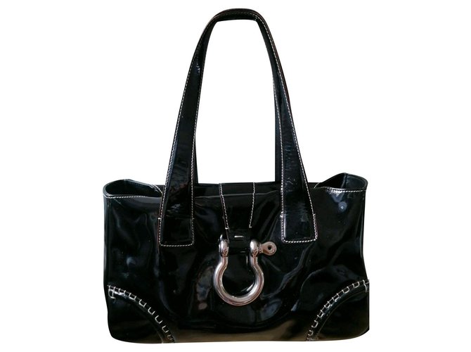 Burberry Handbags Black Patent leather  ref.204433