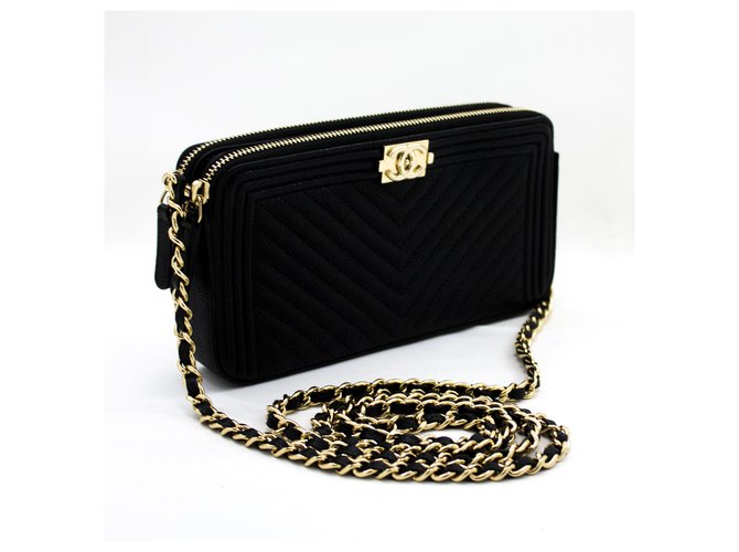 Black Caviar V Stitch Wallet on Chain