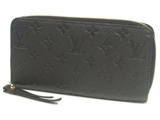 Louis Vuitton Zippy Coin Purse in Empreinte Monogram Noir - SOLD