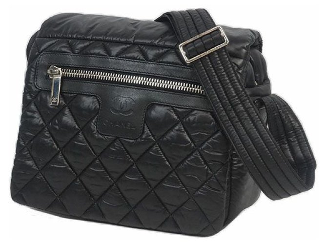 Chanel COCocoon Womens shoulder bag A48616 black x silver hardware  ref.205157