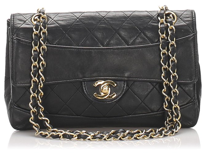 Chanel Black Classic Medium Lambskin Single Flap Bag Leather ref.205319 -  Joli Closet