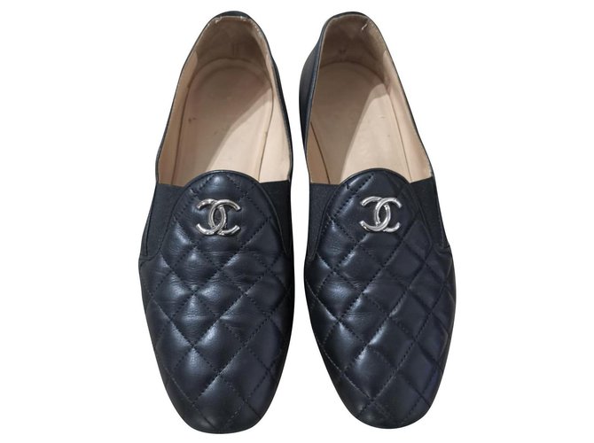 Chanel sapatos pretos acolchoados sapatos UE 36.5 Couro  ref.205480