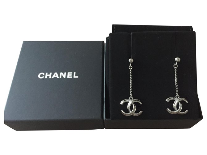 Cambon CHANEL earrings Silvery Steel  ref.205635