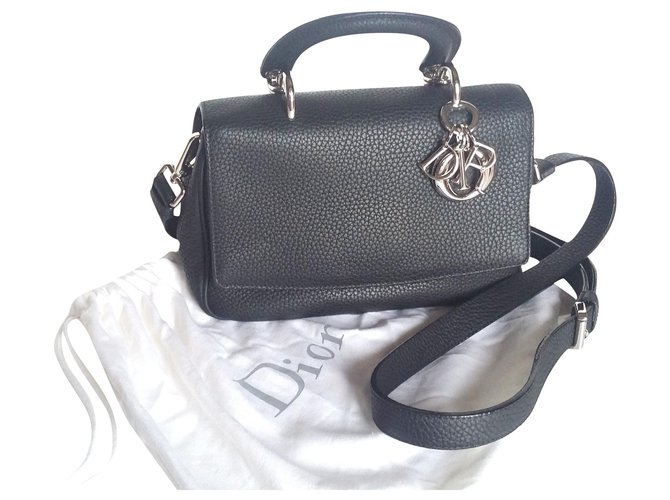 Christian Dior Be Dior. Hand carried, épaule ou bandoulière. Black Leather  ref.206426