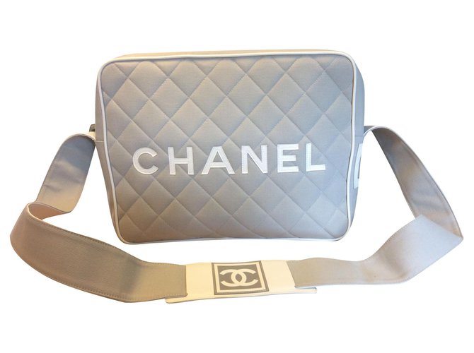 Chanel bolsa de deporte cruz / hombro Blanco Gris Cuero Algodón  ref.206981