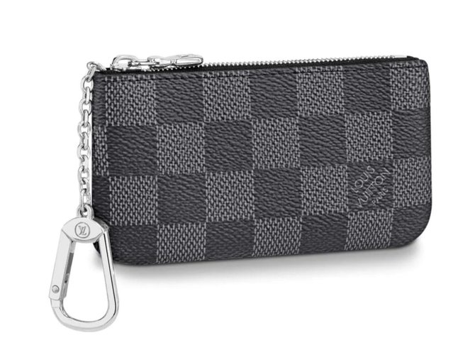 Louis Vuitton Tasca chiave Nero Grigio antracite Pelle  ref.207012