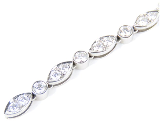 Autre Marque Collana con goccia altalena in argento Tiffany con diamanti Metallo Platino  ref.207336