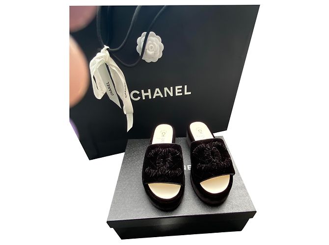 Chanel altro Nero Velluto