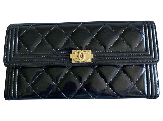 Chanel Boy timeless wallet Black Leather  ref.208881