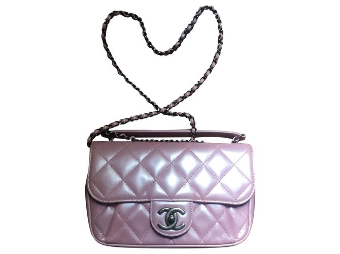 Chanel timeless baby pink bag Leather ref.209084 - Joli Closet