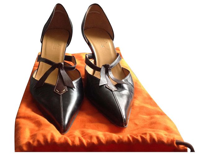 Hermès Lambskin Pumps Brown 7cm Heel Dark brown
