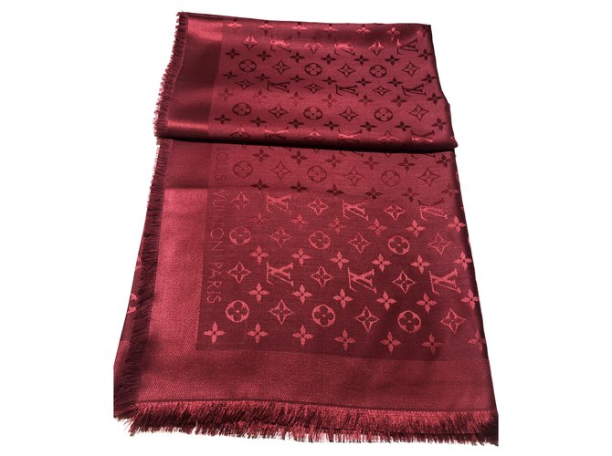 Châle monogramme rouge Louis Vuitton Soie Laine  ref.209209