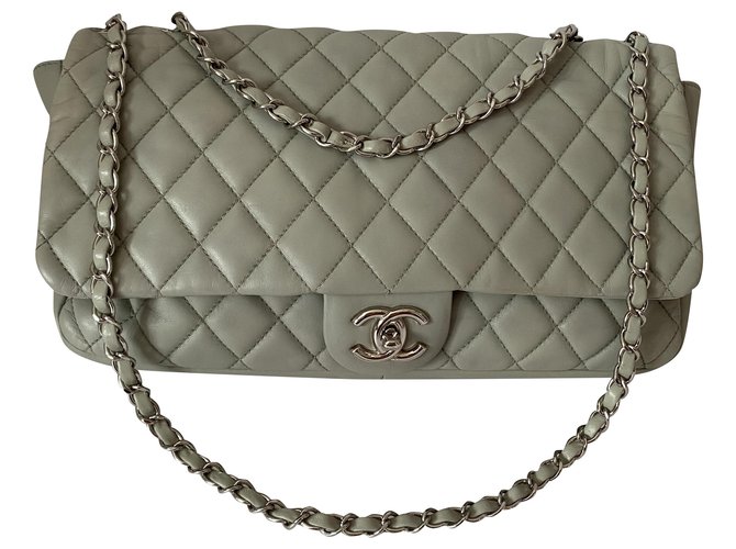 Timeless Chanel Clássico Cinza Couro  ref.209687