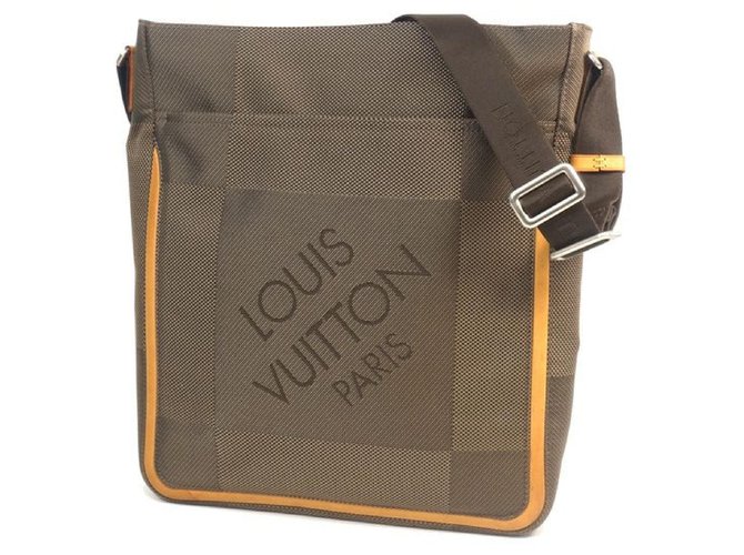 Louis Vuitton Compagnon Bolsa de ombro para homem M93045 rabo  ref.209802