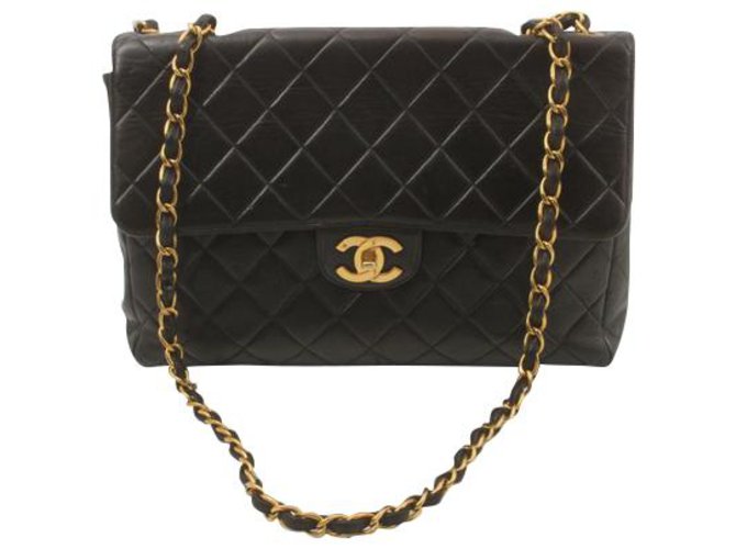 Chanel Timeless Black Leather  ref.209934