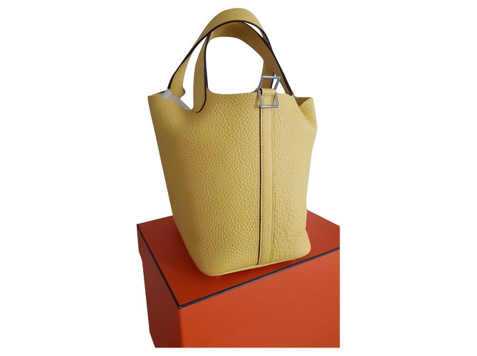 Hermès Picotin Lock 18 Yellow Leather  ref.210379