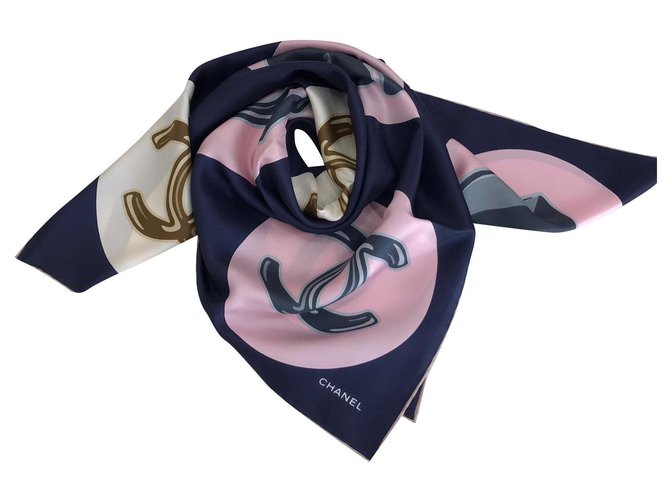 Chanel scarf Navy blue Silk  ref.210398