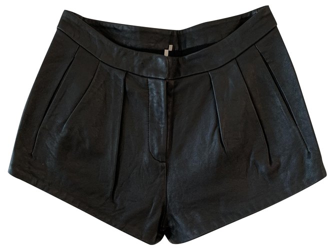 Black leather iro shorts Lambskin  ref.210500