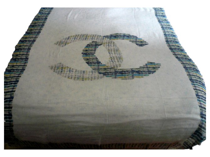 CHANEL Huge cashmere and silk stole under Multiple colors  ref.210532