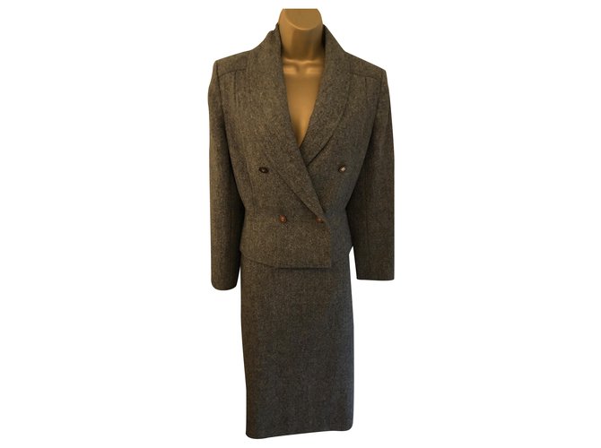 Louis Féraud Skirt suit Grey Wool  ref.210769