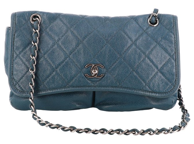 Chanel handbag Blue Leather  ref.210832