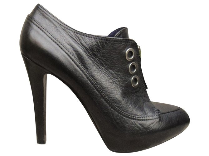 givenchy p low boots 36 Black Leather  ref.211665