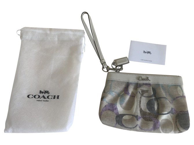 Coach Clutch bags Multiple colors Leather  ref.211788