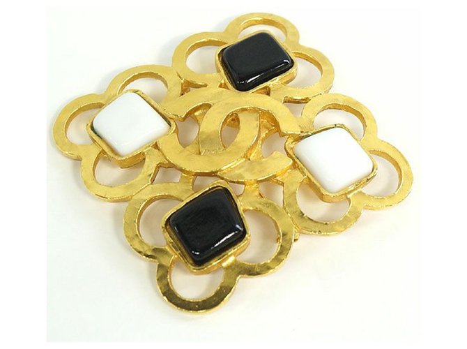 Pins & Brooches Chanel Coco Wrote Chanel
