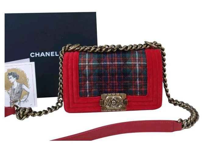 T.C Brand Asia Pacific on X: ❤ Chanel Boy LED 2.0 Flap Bag  #brandnamethailand #brandnamethai #thailandbrandname #thaibrandname  #siambrandname #siambrandnamethailand #chanellover #chanelloverthailand # chanel #chanelthailand #chanelbag