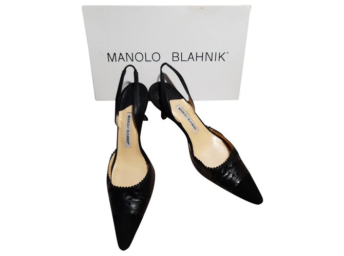 Manolo Blahnik Heels Black Suede Leather  ref.211854