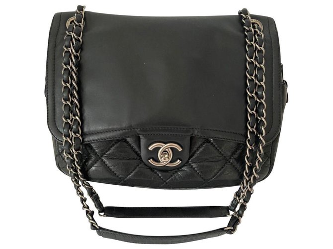 Timeless Chanel Black Leather  ref.212592