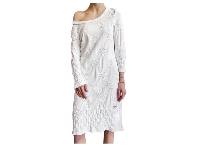 Chanel jolie robe d'été Toile Blanc  ref.212821