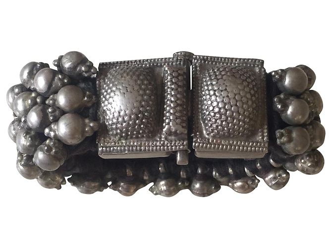 Autre Marque Bracciale articolato in oro con risvolto del Rajasthan Argento